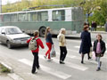 Конспект урока по окружающему миру на тему Учимся быть пешеходами