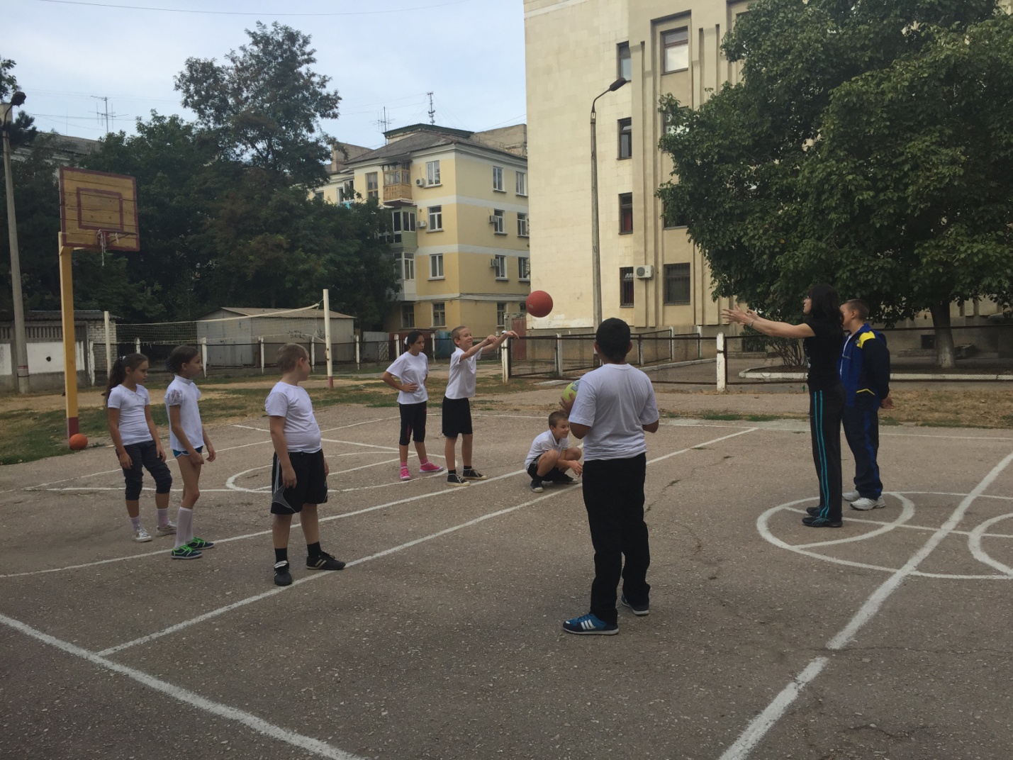 Методическая разработка урока по баскетболу для 5 класса согласно ФГОС