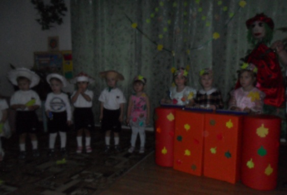 Сценарий Праздник осени младшая группа с фото