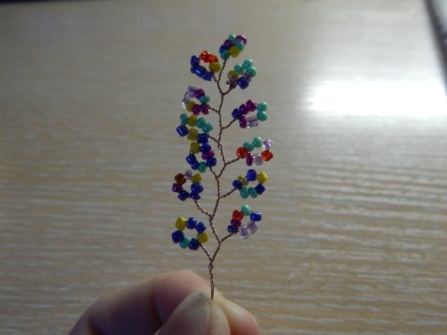Творческий проект в технике бисероплетение Цветное дерево