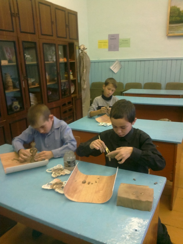 План-клнспект урока изобразительного искусства в 5 классе по теме Дымковская игрушка
