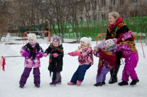 Фольклорный досуг для средней группы Масленица