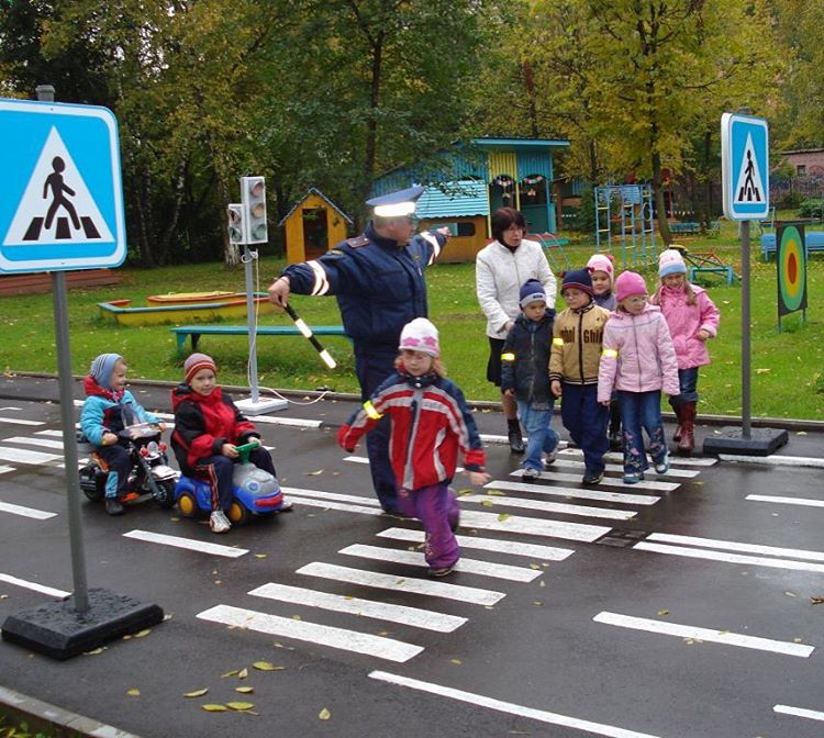 Представление опыта работы « Основы формирование правил дорожного движения, детей дошкольного возраста»